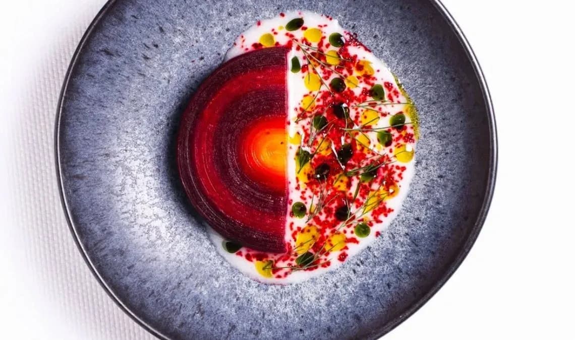 Restaurante Bevir, en tres platos vibrantes