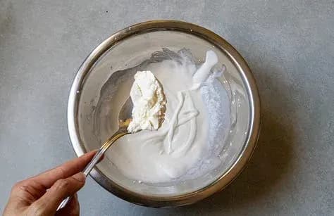 Tinga de pollo con chipotle y crema agria🌮🌶️